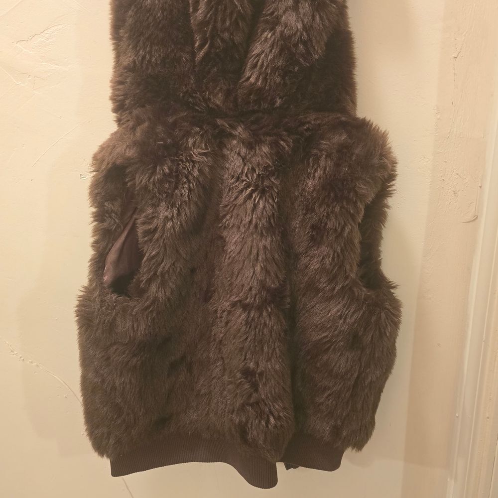 🧡 Gymboree Brown Faux Fur Vest Kids 5-6 - Picture 4 of 5